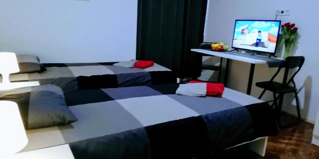 Pula Center Green Park Apartments And Rooms