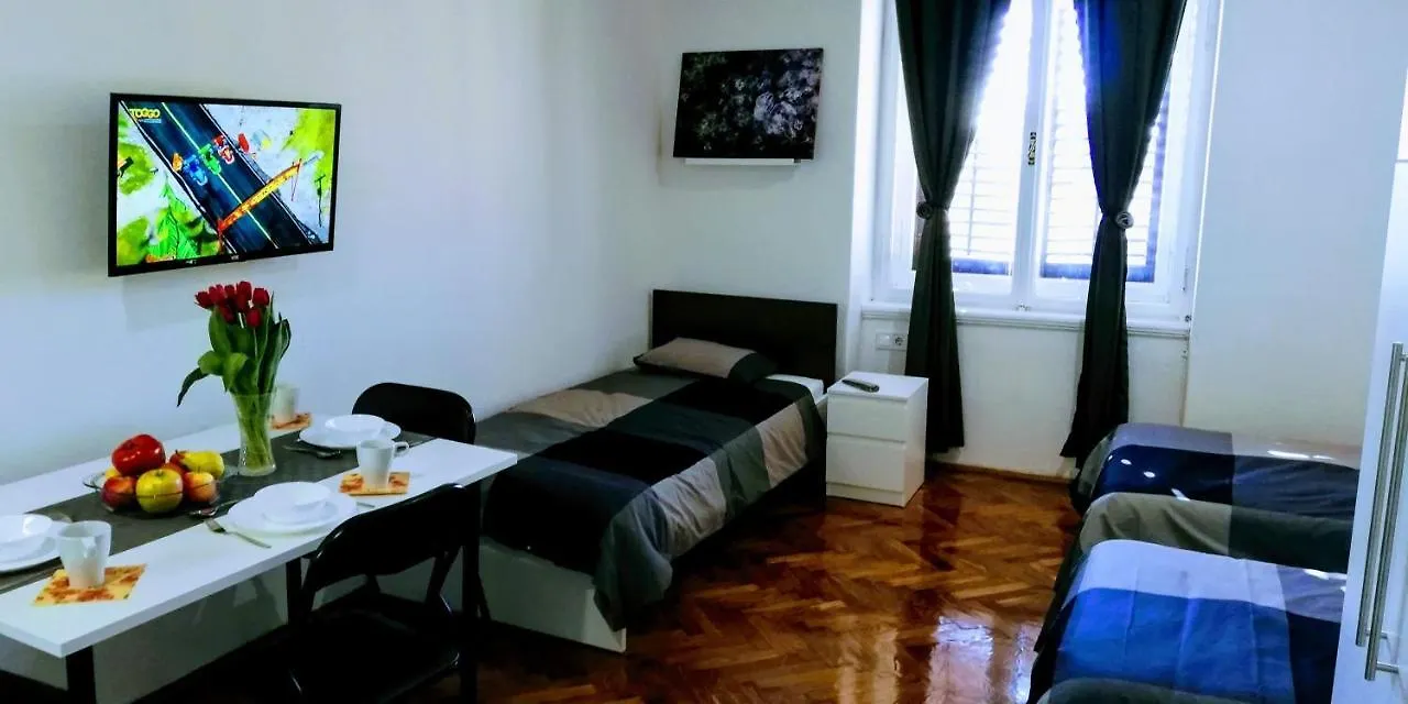 Pula Center Green Park Apartments And Rooms 0*,  Chorvatsko