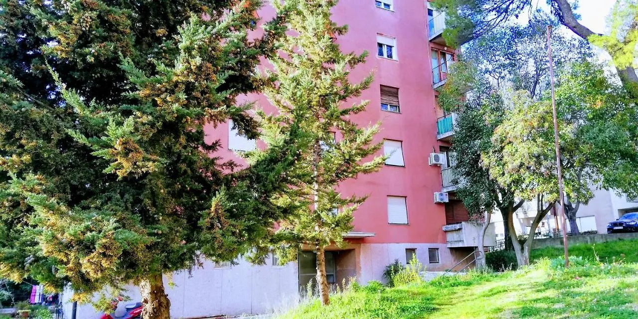 Pula Center Green Park Apartments And Rooms