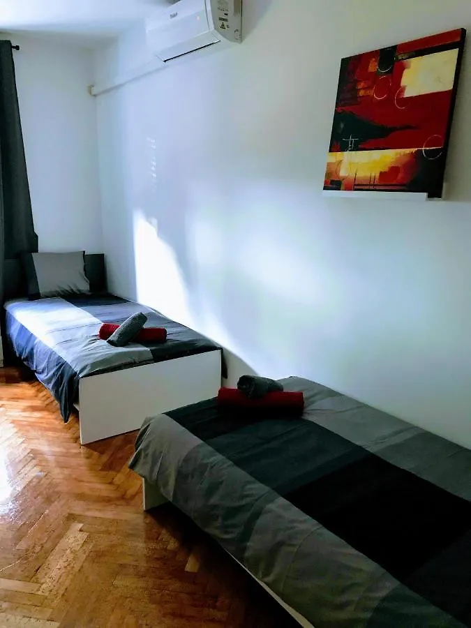 Pula Center Green Park Apartments And Rooms Croatia