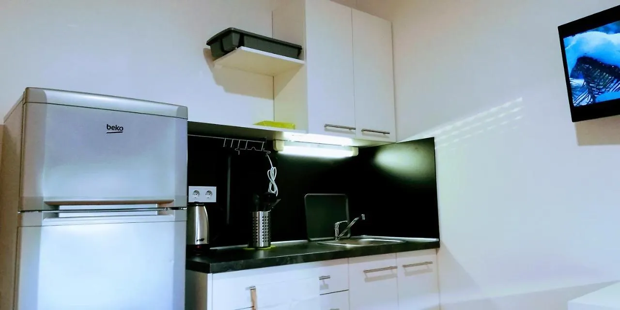 Pula Center Green Park Apartments And Rooms Croazia