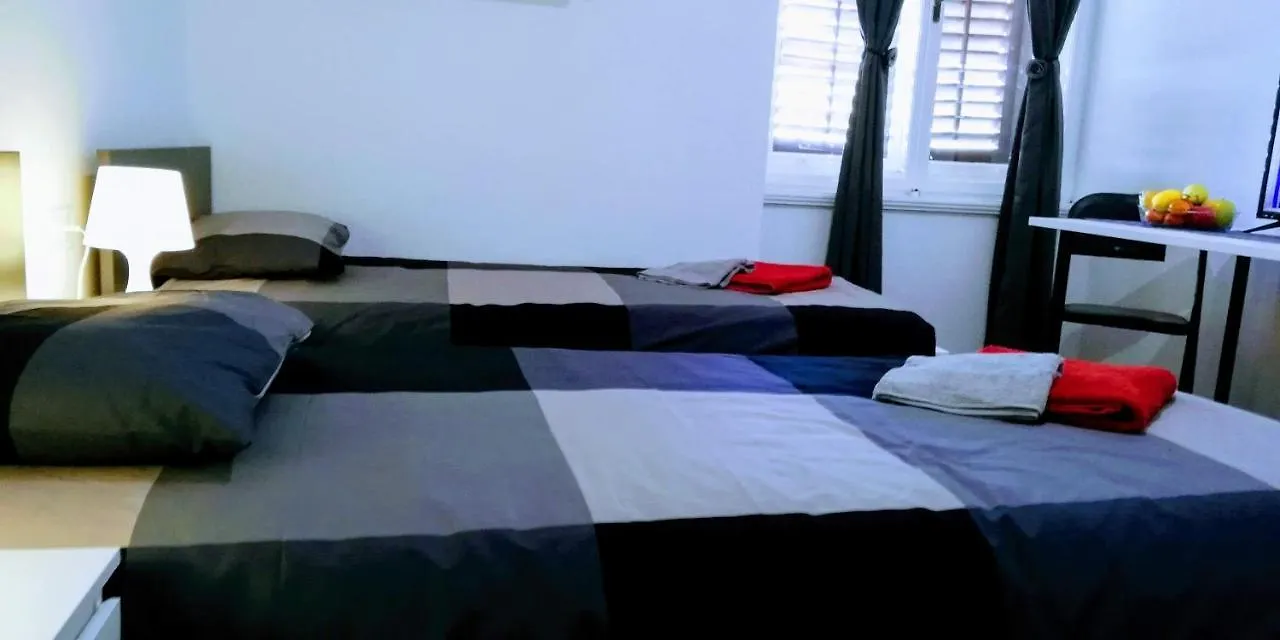 Pula Center Green Park Apartments And Rooms Croazia